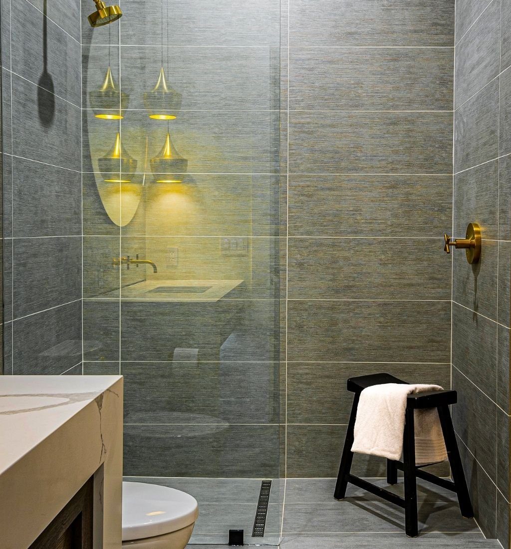 bathroom fitters SE1 5QL